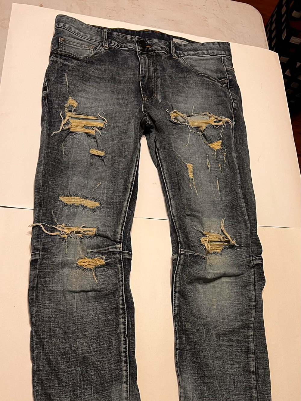 Slim Straight Distressed Men's Jeans in Dark Grey Wash smoked rise brand size 34